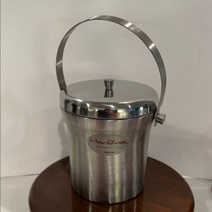 World’nox Stainless Steel 7” Insulated Ice Bucket with Handle. Made in India.